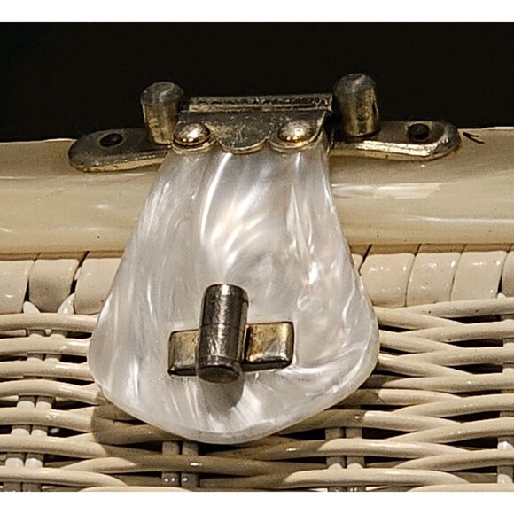 Rare Vintage 1950s/60s Stylecraft of Miami Wicker/Lucite Box Bag Shell Accents - Picture 4 of 16